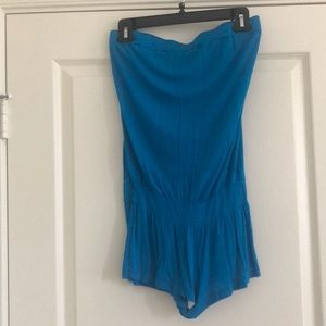 Bright blue swim coverup 💙💙